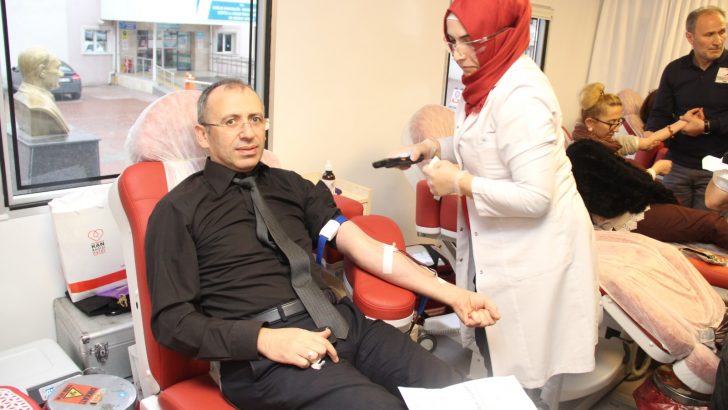 Ordu İl Sağlık Müdürlüğü Çalışanlarından Kızılay’a Kan Bağışı